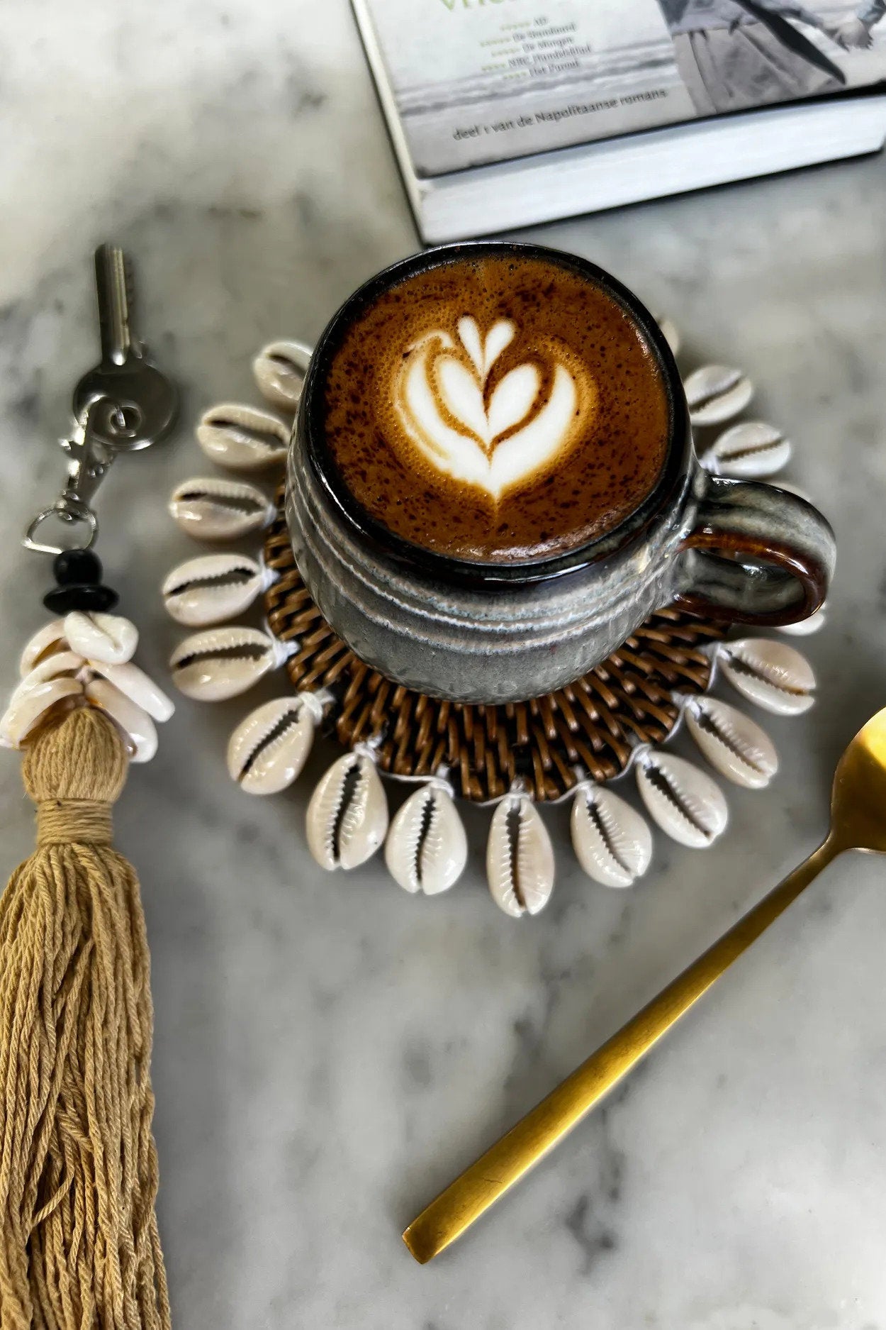De Cowrie Kwast Sleutelhanger - Mocca - Afbeelding 3